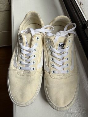 Vans Classic Ward Lo Deluxe Sneaker, Butter Yellow, Sz. 6.5
